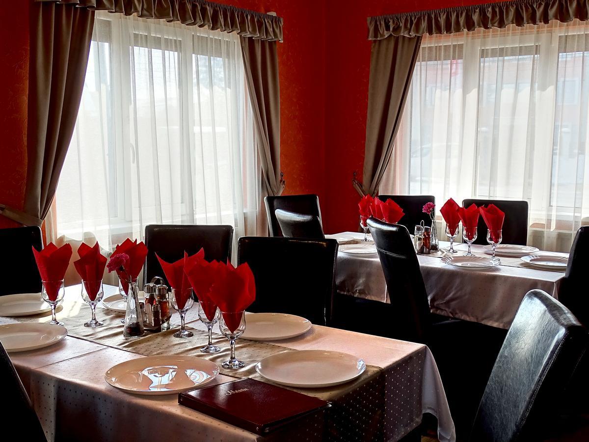 Prince Hotel Miercurea Ciuc Eksteriør bilde